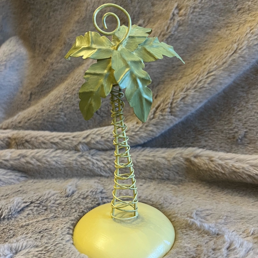 Decorative Metal Palm Tree Photo Holder